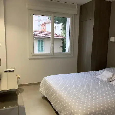 Appartamento Branly : 2 Chambres -- 2bdr1 *